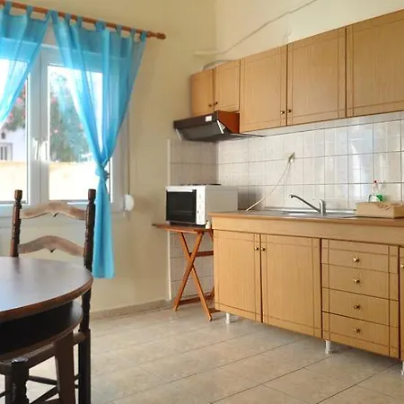 Kokkos Brothers Aparthotel 3*