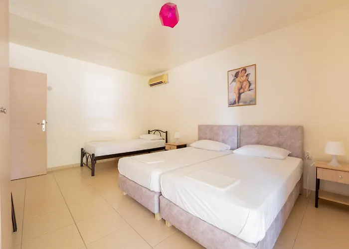 Kokkos Brothers Hotel de apartamente 3*